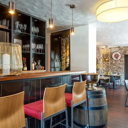 Triton Szálloda Köln