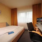 Hotel Triton 3*