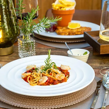 Отель Triton 3*