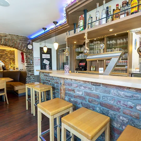 Hotel Triton Kolín nad Rýnem