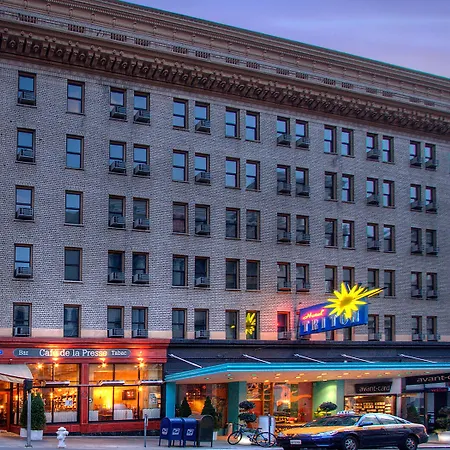 Triton 3* Κολωνία