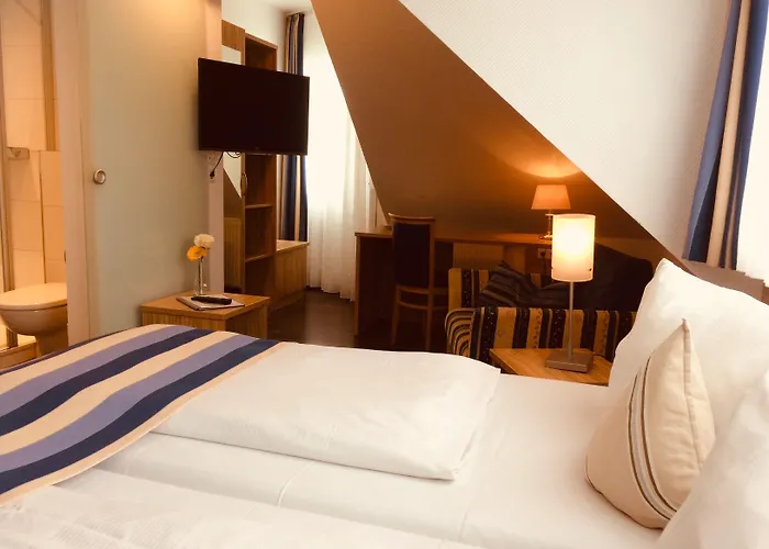 Hotel Triton